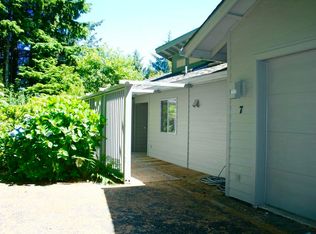 7 Big Tree Rd, Gleneden Beach, OR 97388