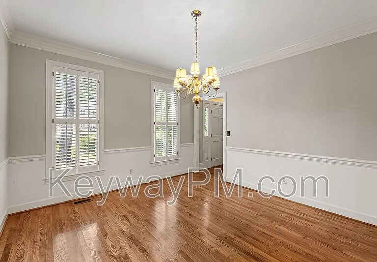 879 Sparkleberry Rd — Photo 29