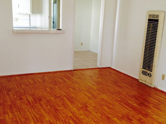 2nd image of 6316 Middleton St