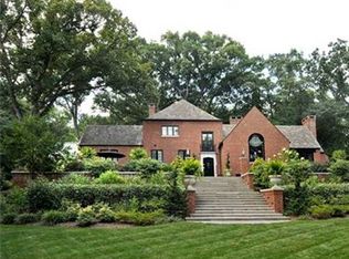 8 Windsor Rd, Pittsburgh, PA 15215