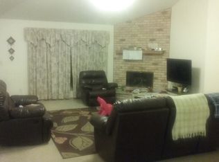 W162N10800 Auburn Ln, Germantown, WI 53022