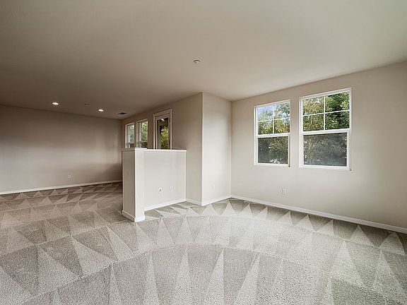 5th image of 114 Portola Pl #2