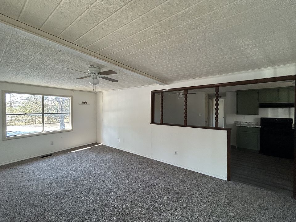 1st image of 418 S Carbon Ave