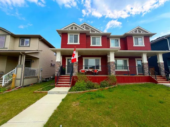 316 W Willow St, Cochrane, AB T4C 2N2