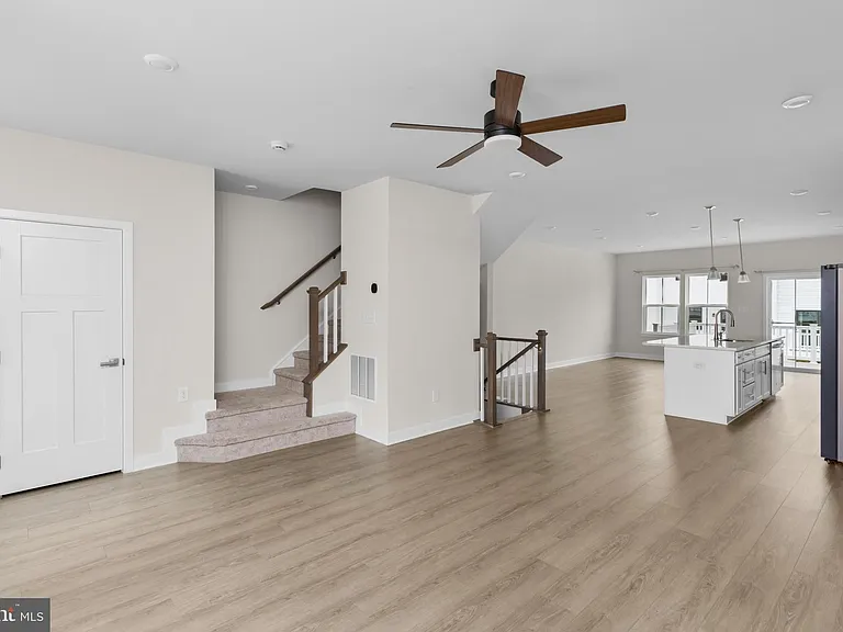 33 Peppermint Ln — Photo 11