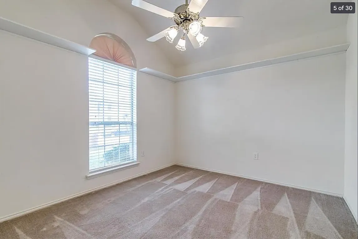 7210 Gillon Dr — Photo 1