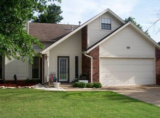 10804 E 99th St N, Owasso, OK 74055