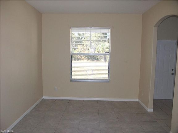 5th image of 1027 Loyal Ave S