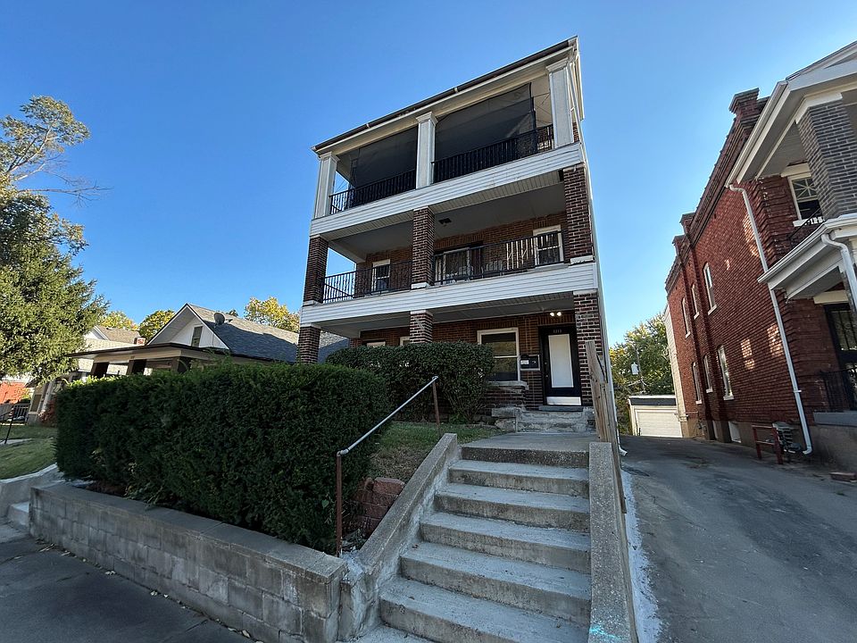 1st image of 3213 Saint John Ave #1