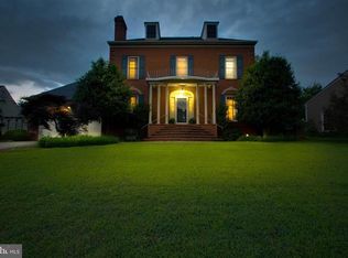 6201 N Willow Pond Dr, Fredericksburg, VA 22407