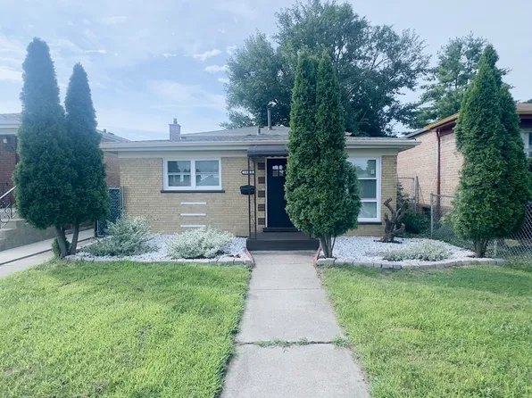 (undisclosed Address), Chicago, IL 60643