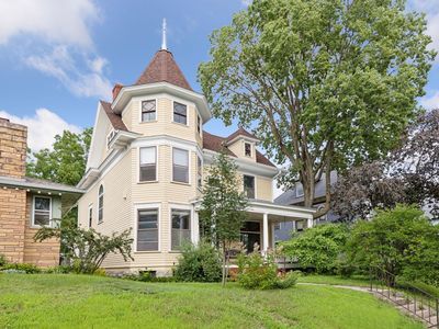961 Portland Ave, Saint Paul, MN, 55104