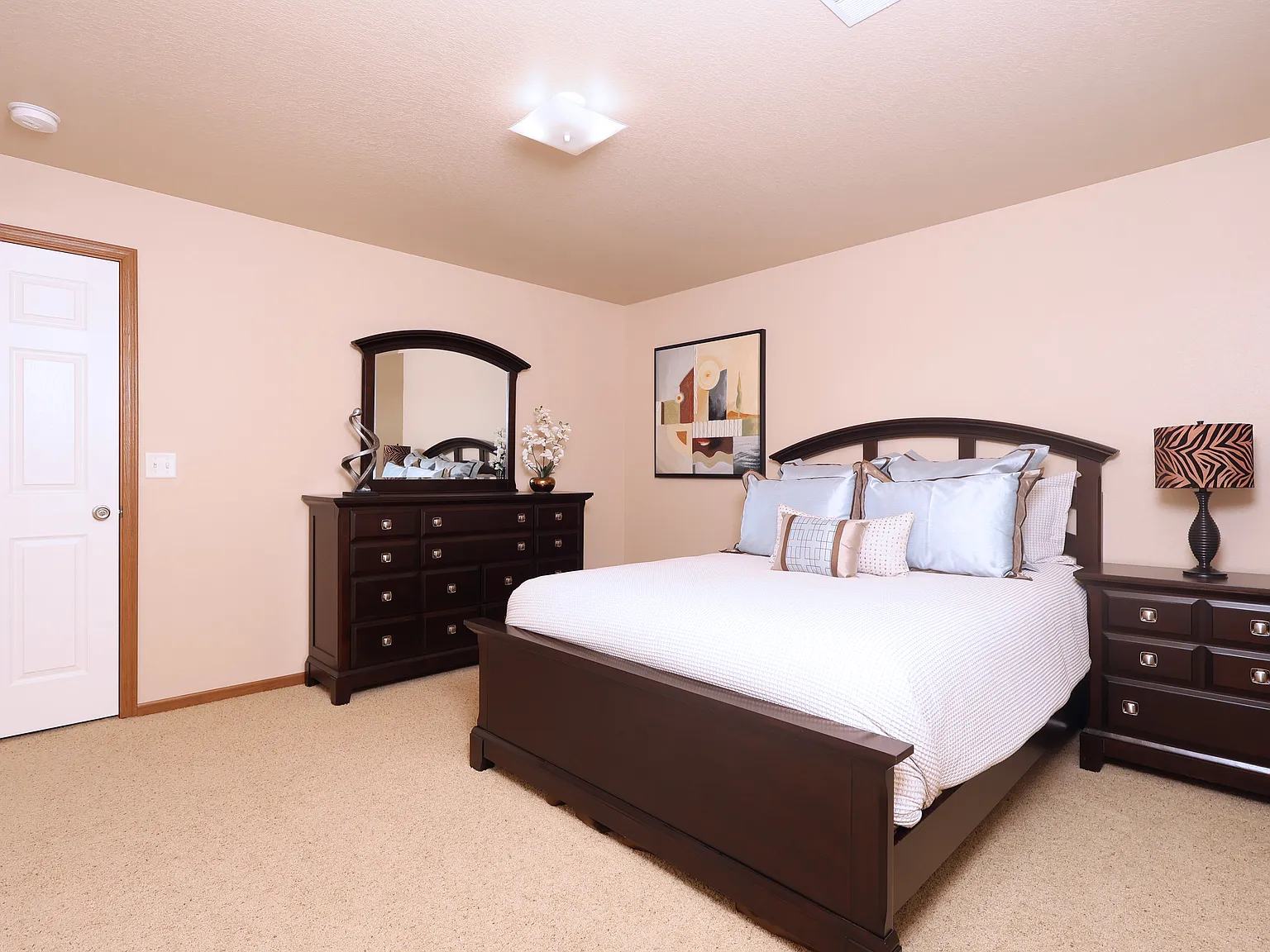 Stone Pointe — Photo 4