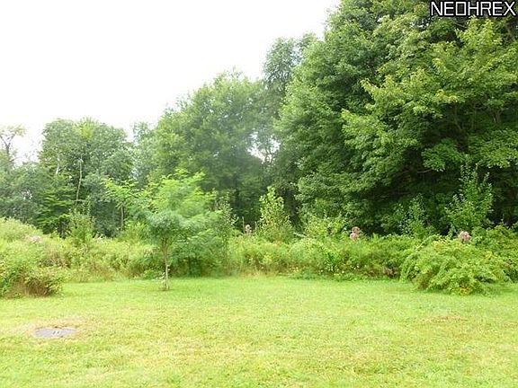 4th image of 8441 Garfield Dr