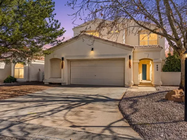 600 Superstition Dr SE, Rio Rancho, NM 87124