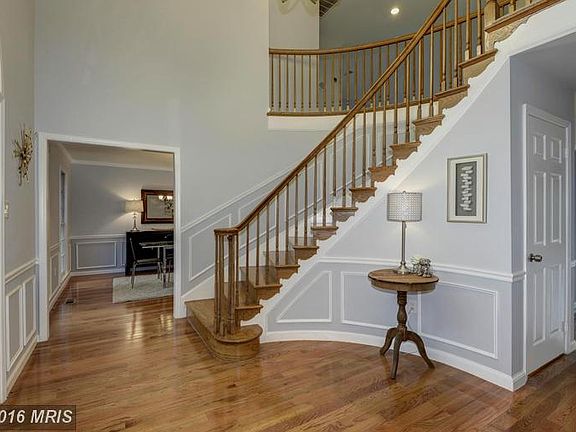 4th image of 9213 Mistwood Dr