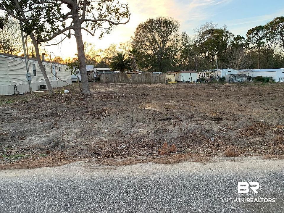 1st image of 2 Bay Pines Rd