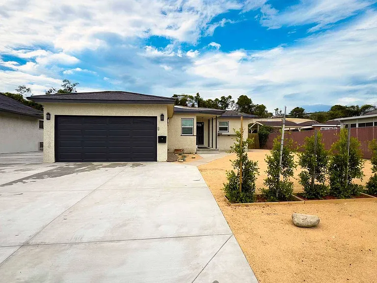 16103 Wedgeworth Dr — Photo 24