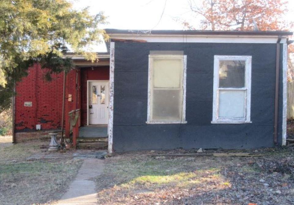 1st image of 2242 Wheaton Ave