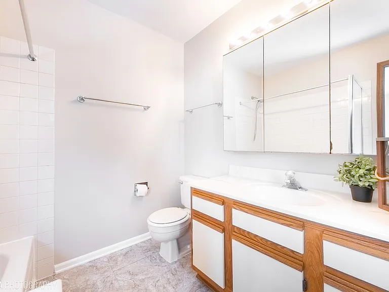 554 Abbeywood Dr — Photo 18