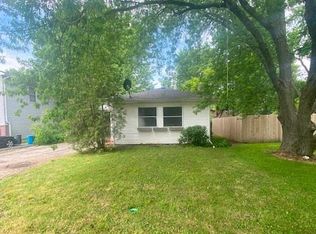 110 E End Ave, Crystal Lake, IL 60014