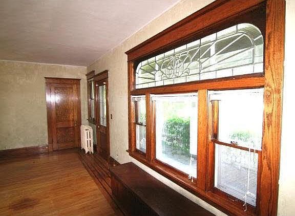 5th image of 4030 Pillsbury S