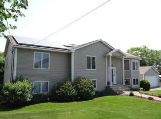 24 Bayview Rd, Saugus, MA 01906