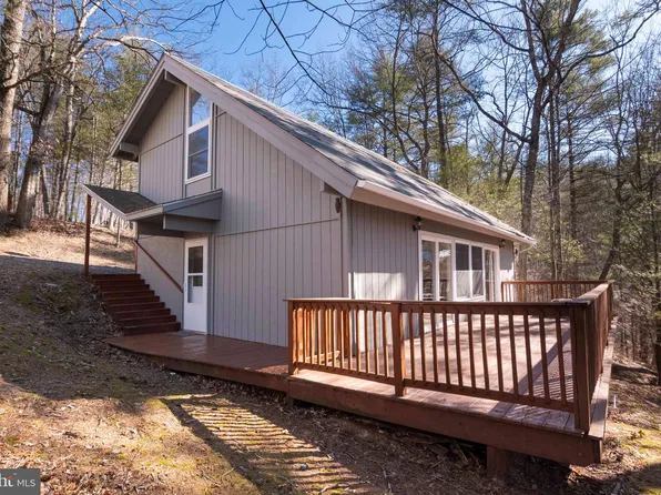 60 Pearl Place, Basye, VA 22810