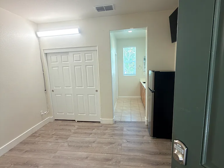 1547 S Oliveira Dr #2 — Photo 7