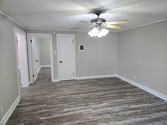 4th image of 1503 Golf Club Ln APT 3
