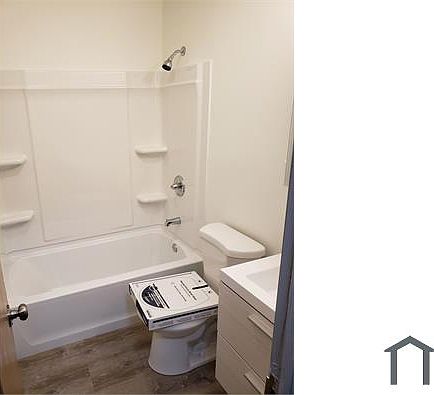 5th image of 700 Saint Barbara Ln