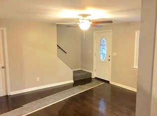 119 Valley Rd, Hamden, CT 06514