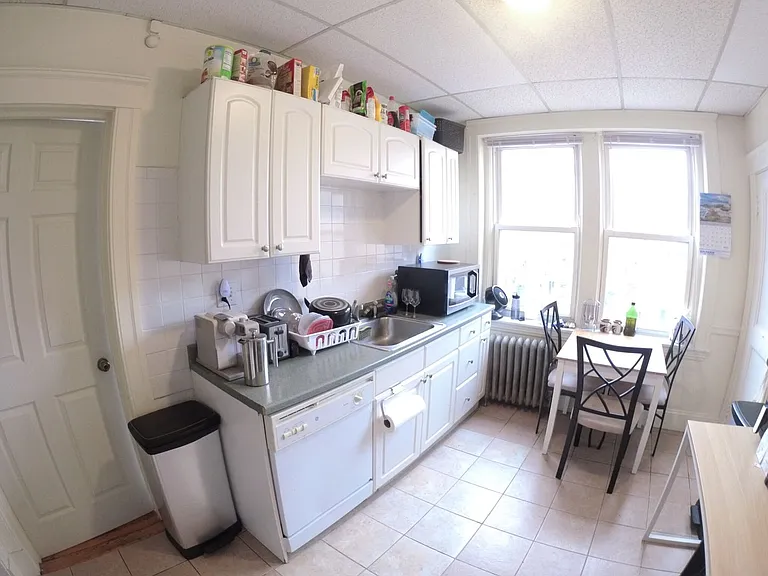 241 Freeman St #7 — Photo 20