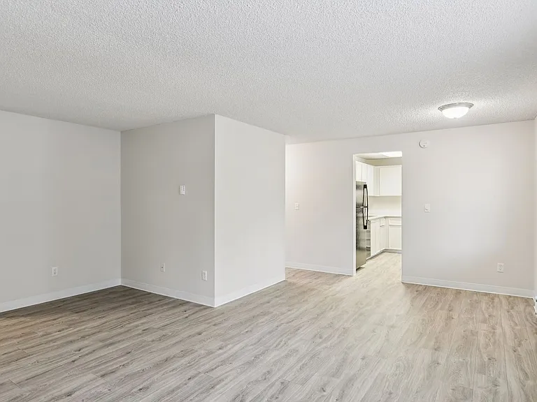 Welcome Home to James Apartment Lakewood , WA — Photo 43