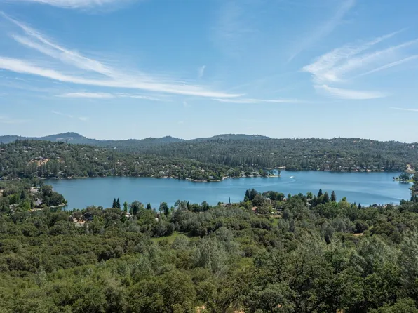 3 Yorkshire Dr, Penn Valley, CA 95946