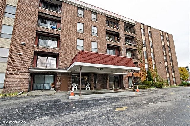 1st image of 6330 Lincoln Ave Unit 5F