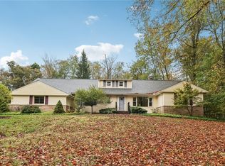 33300 S Woodland Rd, Pepper Pike, OH 44124