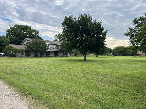 2nd image of 2050 Estates Pkwy
