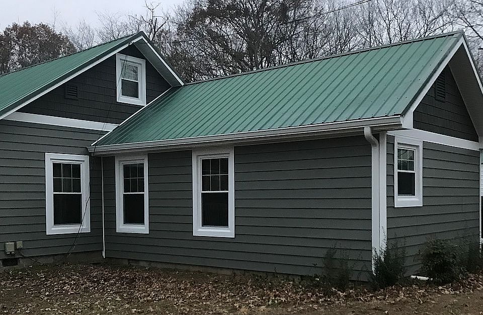 2nd image of 1611 Highway 49 E