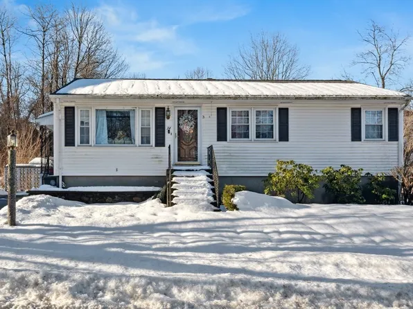 34 Princeton St, Leominster, MA 01453