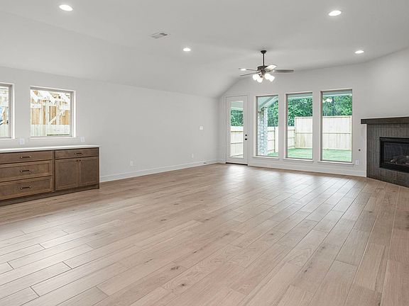 2nd image of 15683 Hoptree Heights Ln