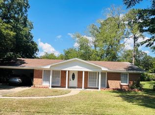 910 Russell Ave, Lufkin, TX 75904