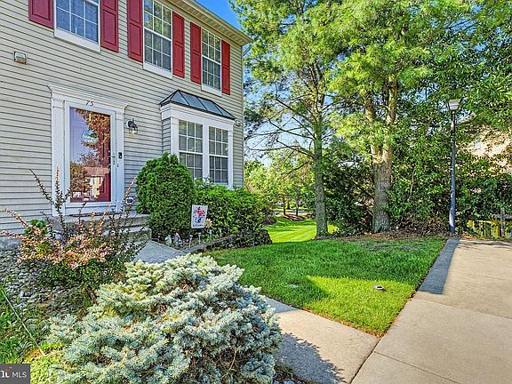 2nd image of 75 Pebble Ln