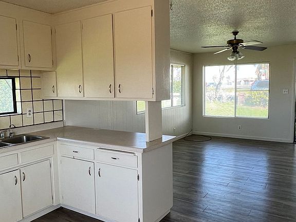 5th image of 102 E Fortuna Ave APT 4