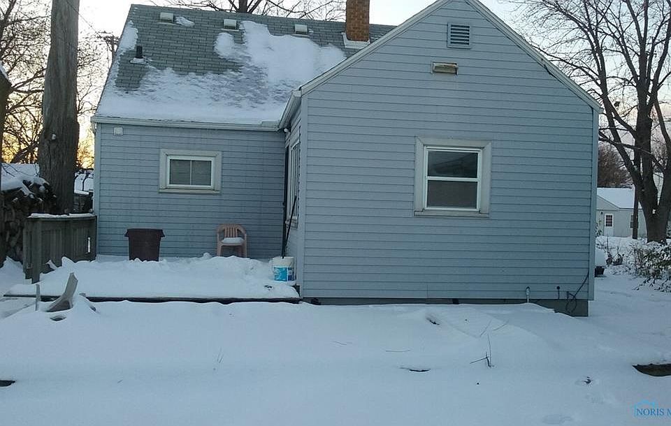 2nd image of 3424 Buckeye St