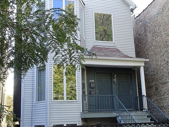 2nd image of 3640 N Hermitage Ave #G