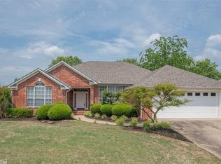 165 Grapevine St, Conway, AR 72034