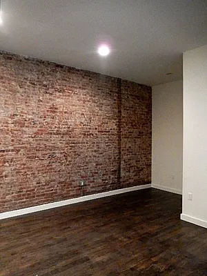 Rented by Bohemia Realty Group | media 21