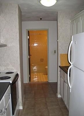 5th image of 115 W Squantum St APT 415