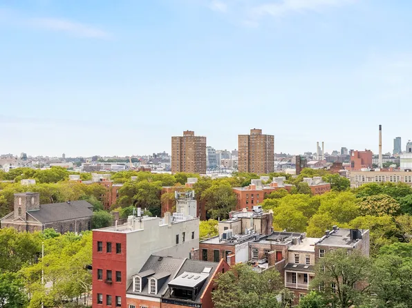 266 East Broadway image 11 of 11